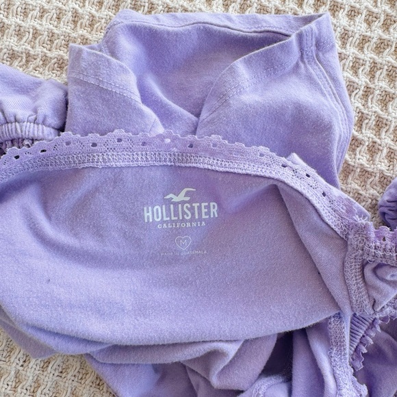 Never worn Hollister top - Picture 3 of 3
